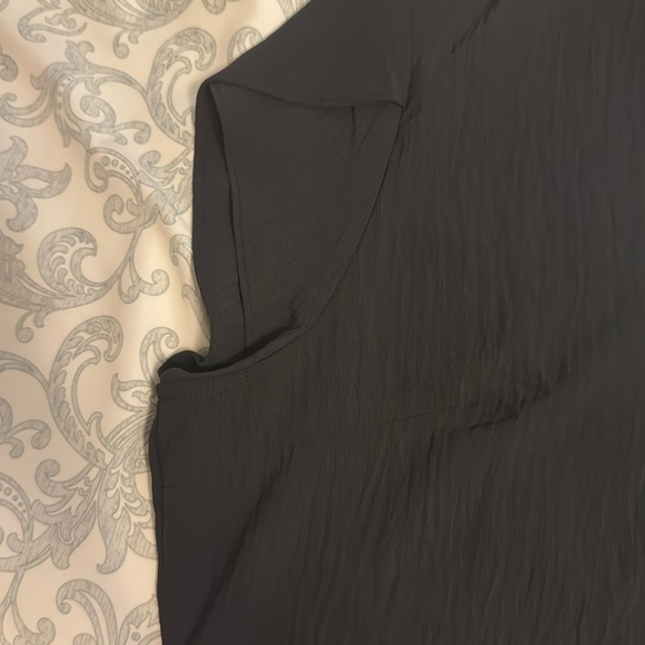 Black Cap Sleeve Fitted Blouse with Rounded Neckline - Picture 4 of 5